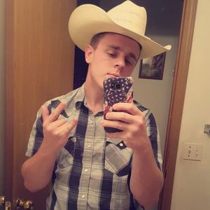 Meet your Posher, Cory